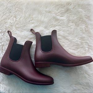 *BRAND NEW* Burgundy J. Crew Chelsea Rainboots